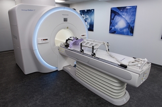 Universal Couchtop MRI Overlay